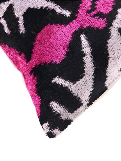 Les Ottomans' Velours Abstract Cushion Cover - Rose